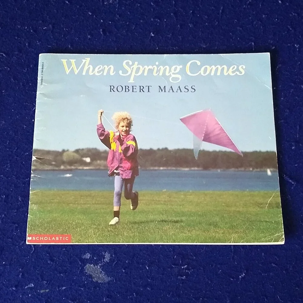 What if? Earth Wakes Dogs, Busy Building, Spring Comes, Kids Can Draw, Who Sank